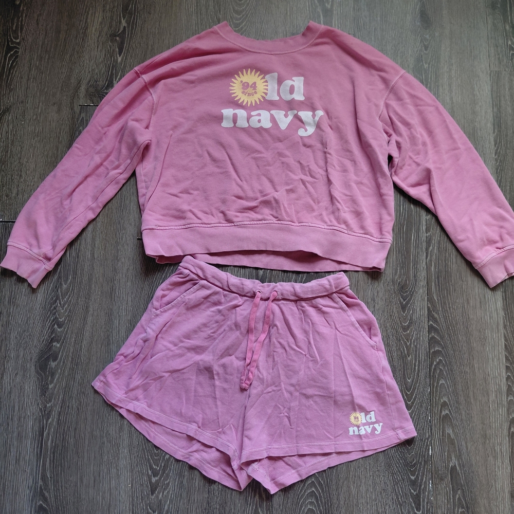 Old Navy Pink Sweatshirt & Shorts Set